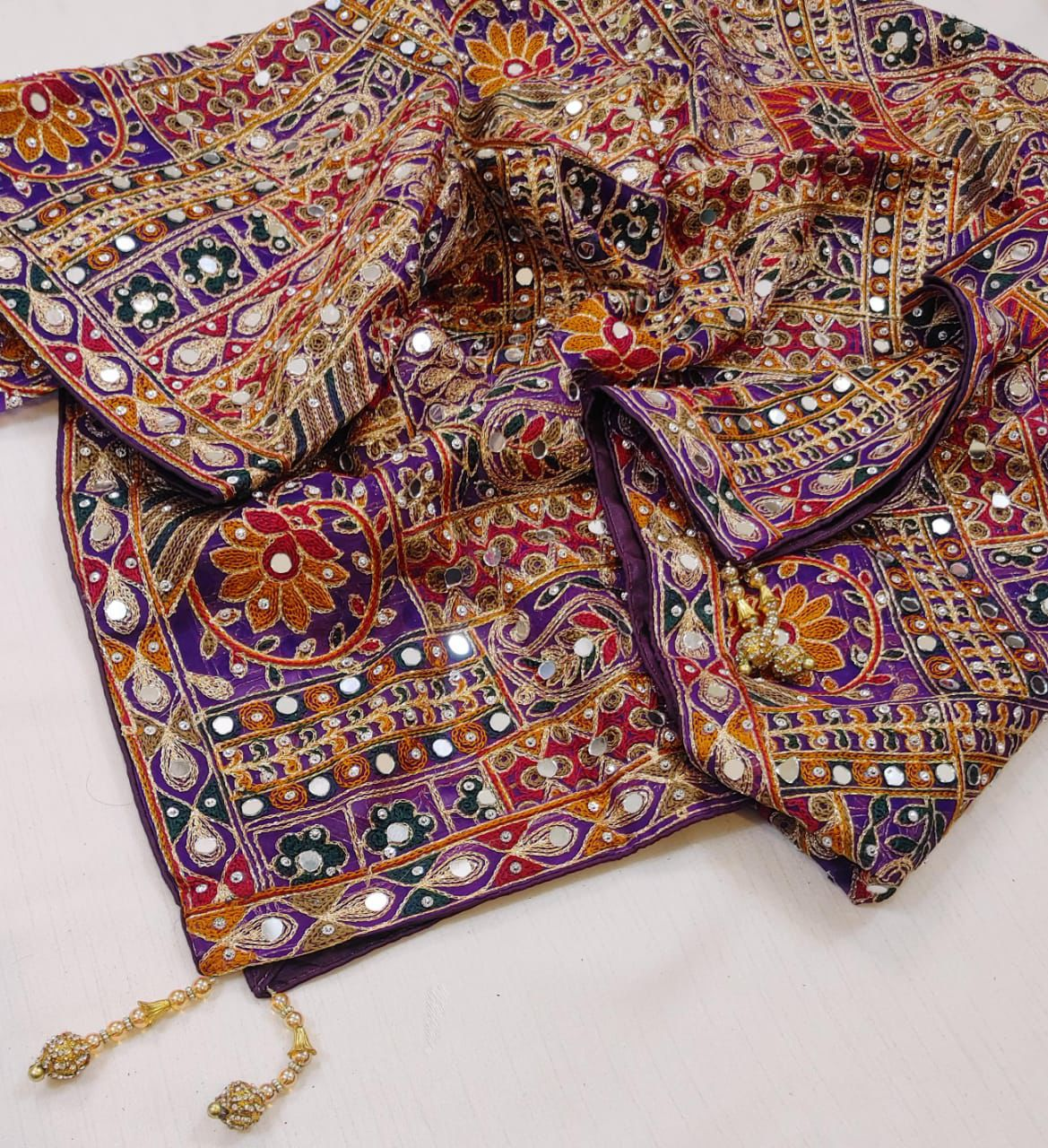 Full embroidered with thread and mirror work duppatta with tussels